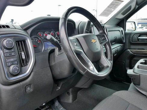 Used 2022 Chevrolet Silverado 1500 LT image 20
