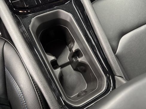 New 2025 Jeep Compass Limited w/ Sun & Sound Group image 27