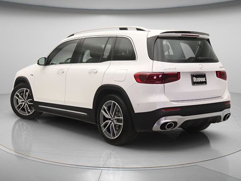 New 2026 Mercedes-Benz GLB 35 AMG 4MATIC image 2