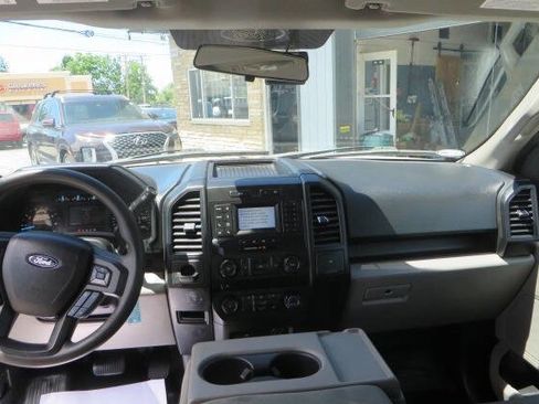 Used 2018 Ford F150 XL w/ Equipment Group 101A Mid RWD image 11