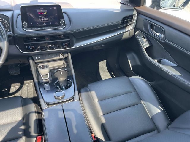 Used 2023 Nissan Rogue SV w/ SV Premium B Package AWD/4WD image 14