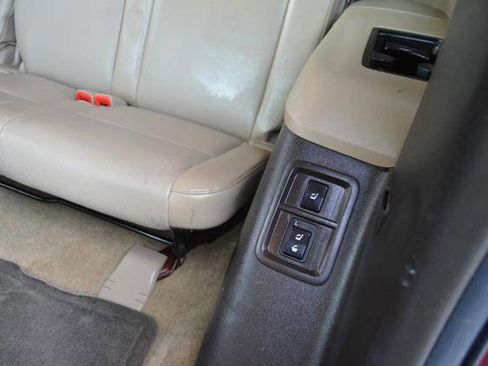 Used 2011 Toyota Sequoia Platinum image 47