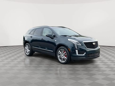 Certified 2024 Cadillac XT5 Sportv AWD/4WD image 2