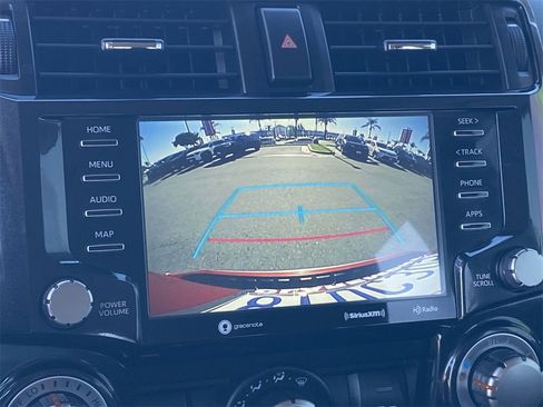 Certified 2020 Toyota 4Runner TRD Off-Road image 28