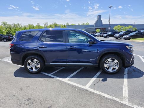 Used 2024 Honda Pilot EX-L image 18