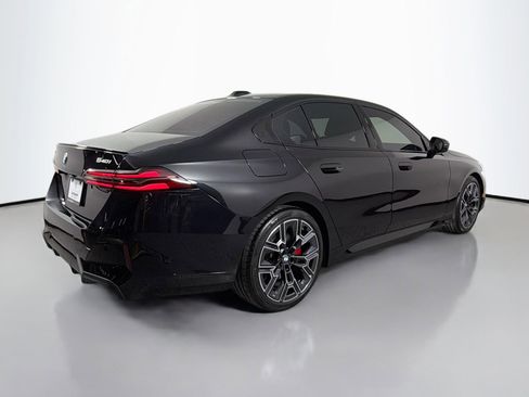 New 2026 BMW 540i xDrive w/ M Sport Package image 5