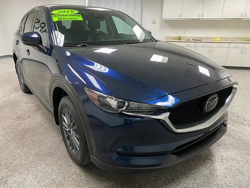 Used 2019 MAZDA CX-5 Touring image 3