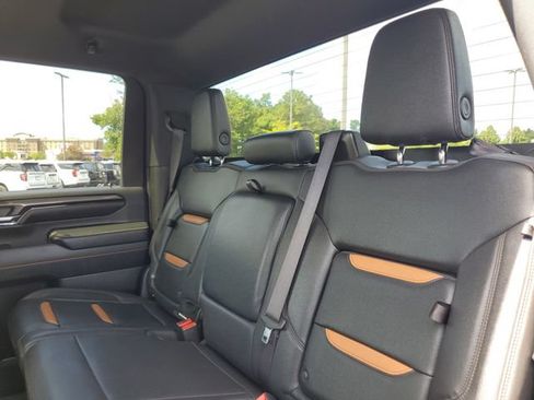 Used 2024 GMC Sierra 2500 AT4 AWD/4WD image 34