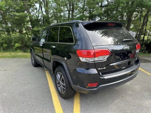Used 2018 Jeep Grand Cherokee Limited AWD/4WD image 7