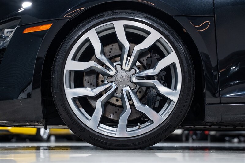 Used 2012 Audi R8 V10 AWD/4WD image 42