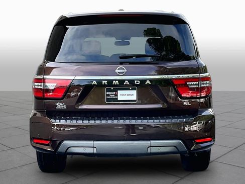 Used 2022 Nissan Armada SL w/ Captain's Chairs Package RWD image 5