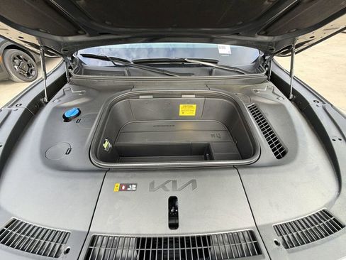 New 2026 Kia EV9 Wind image 19