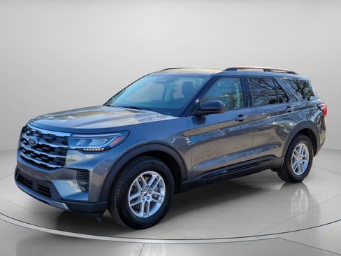 New 2026 Ford Explorer Active image 2
