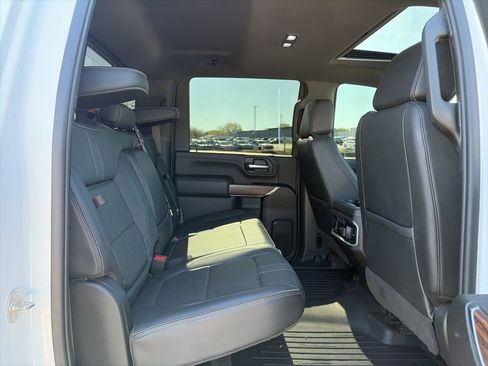 Used 2022 Chevrolet Silverado 2500 High Country w/ Z71 Off-Road Package image 47