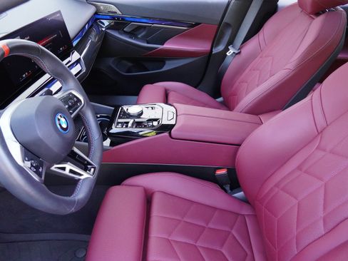 Used 2024 BMW i5 M60 w/ Premium Package AWD/4WD image 11