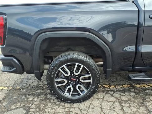 Used 2023 GMC Sierra 1500 AT4 w/ Technology Package AWD/4WD image 25