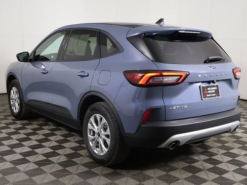 Used 2025 Ford Escape Active AWD/4WD image 7