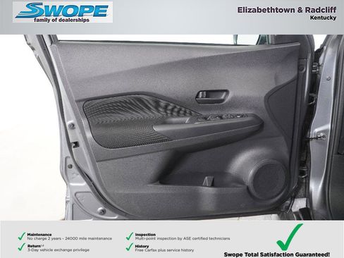 Used 2024 Nissan Kicks S image 14