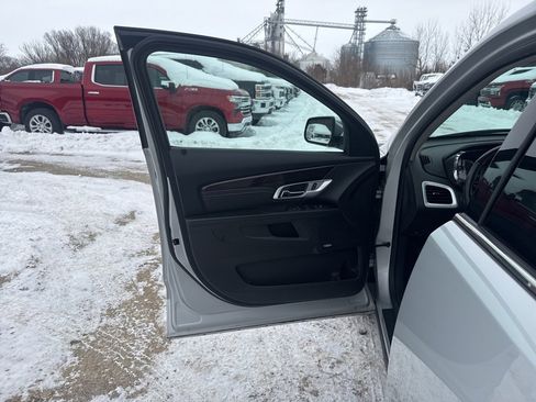 Used 2016 GMC Terrain Denali image 9