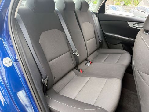 Used 2023 Kia Forte LXS w/ LXS Technology Package FWD image 21
