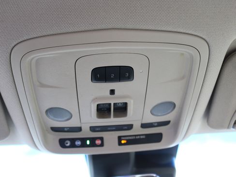 Used 2016 Cadillac XTS Luxury w/ Driver Awareness Package image 46