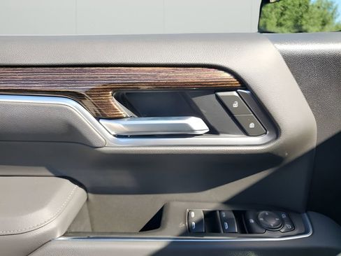 New 2026 GMC Sierra 1500 Elevation image 26