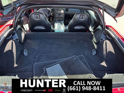 Used 2004 Chevrolet Corvette Coupe RWD image 17