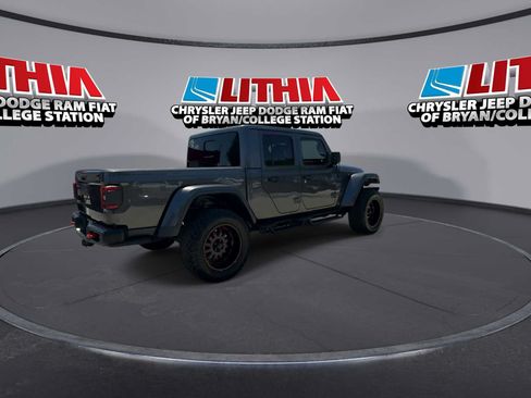 Used 2021 Jeep Gladiator Rubicon AWD/4WD image 8