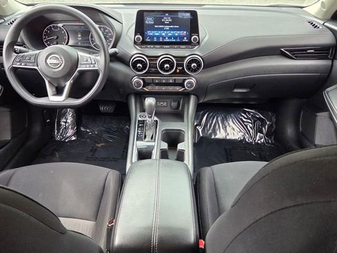 Used 2024 Nissan Sentra SV FWD image 10