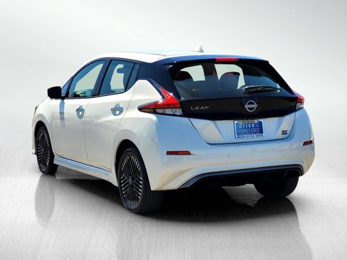 Used 2024 Nissan Leaf SV Plus FWD image 9