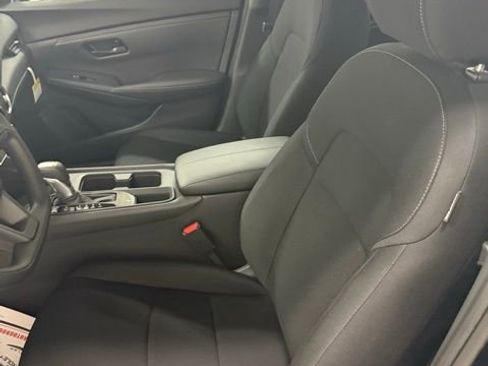 New 2025 Nissan Sentra S image 9