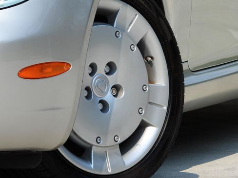 Used 2005 Lexus SC 430 Convertible RWD image 6