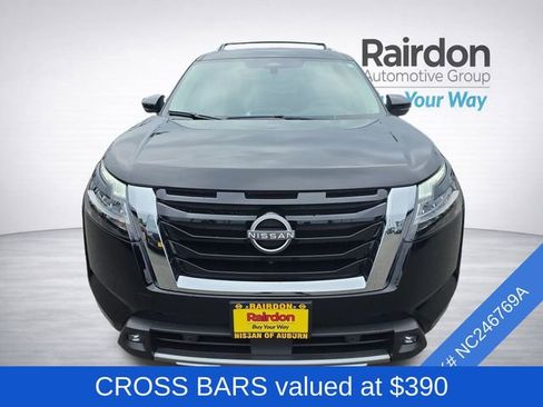 Used 2022 Nissan Pathfinder Platinum w/ Cargo Package AWD/4WD image 2