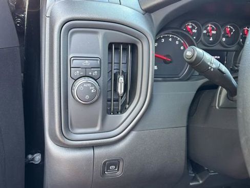 Used 2024 Chevrolet Silverado 1500 Custom RWD image 18