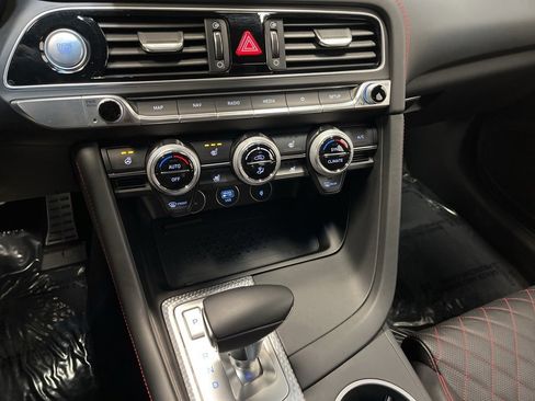 Used 2023 Genesis G70 3.3T w/ Sport Prestige Package image 9