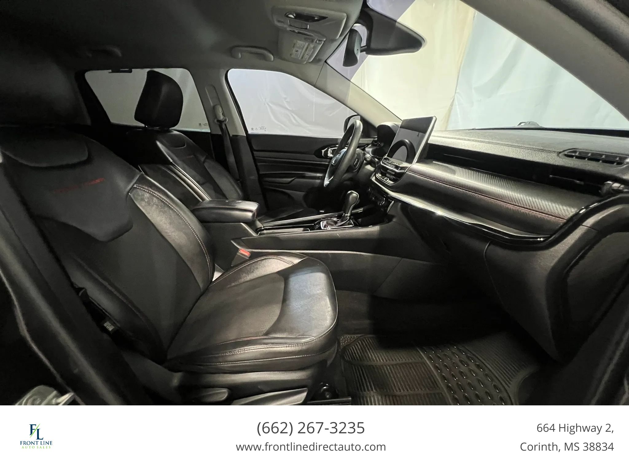 Used 2022 Jeep Compass Trailhawk AWD/4WD image 11
