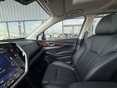 Used 2025 Subaru Ascent Touring AWD/4WD image 28