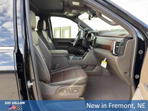 New 2026 GMC Sierra 3500 Denali image 19