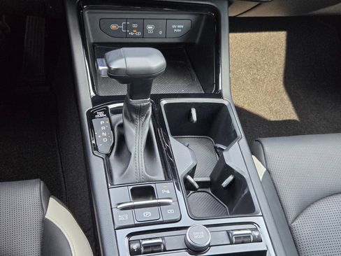 Used 2025 Kia K5 GT-Line w/ GT-Line Premium Package FWD image 33
