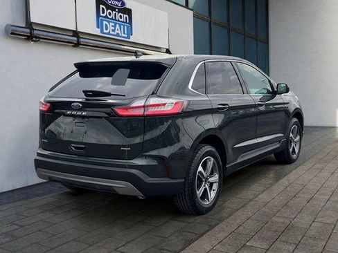 Certified 2023 Ford Edge SEL w/ Convenience Package AWD/4WD image 3