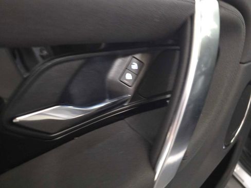 Certified 2025 Land Rover Discovery Sport S image 20