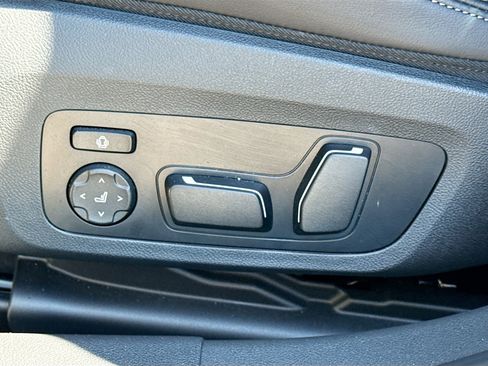 Used 2025 BMW M3 Competition w/ M Carbon Exterior Package image 25