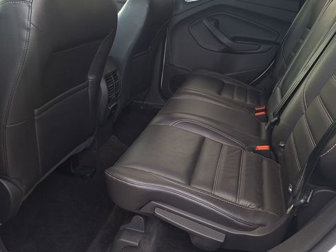 Used 2018 Ford Escape Titanium w/ Ford Safe & Smart Package AWD/4WD image 12