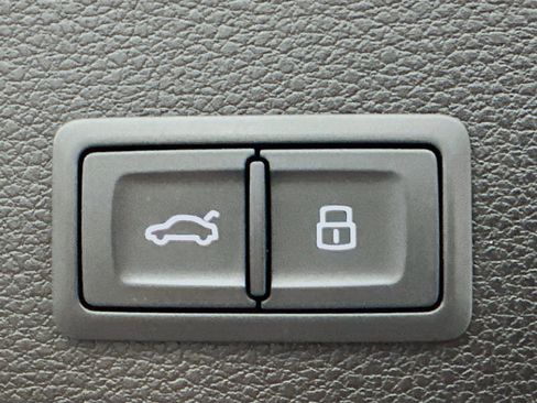 Used 2022 Audi Q5 2.0T Premium Plus image 30