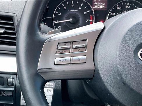 Used 2011 Subaru Outback 2.5i Premium w/ All-Weather Pkg image 23