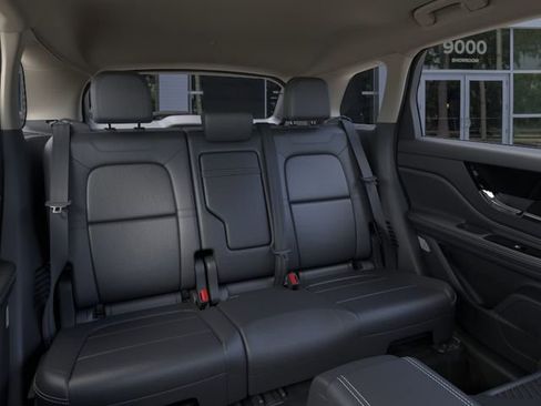 New 2026 Lincoln Corsair Premiere FWD image 11