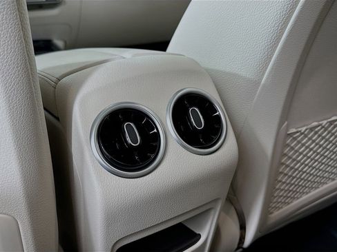 Certified 2026 Mercedes-Benz GLB 250 image 25