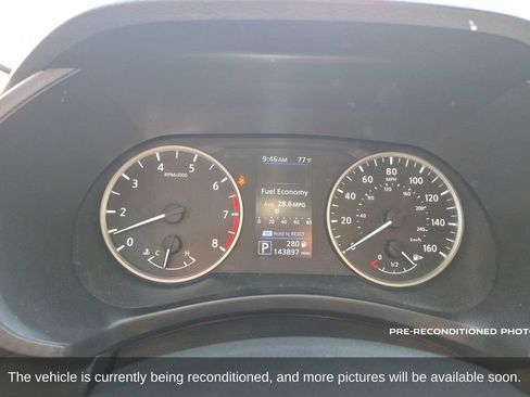 Used 2021 Nissan Sentra S FWD image 16