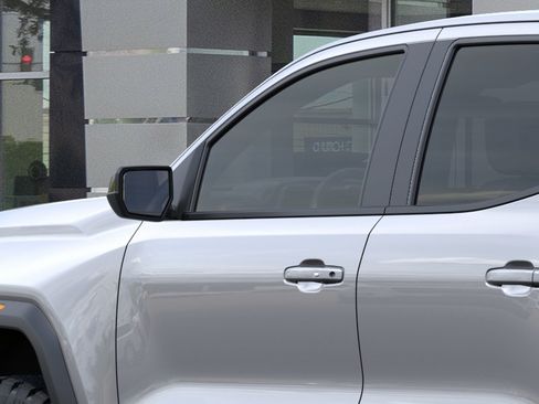 New 2026 GMC Canyon AT4 AWD/4WD image 12