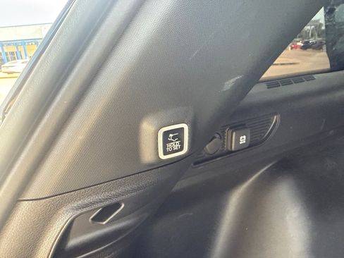 Used 2024 Jeep Grand Cherokee Altitude AWD/4WD image 13
